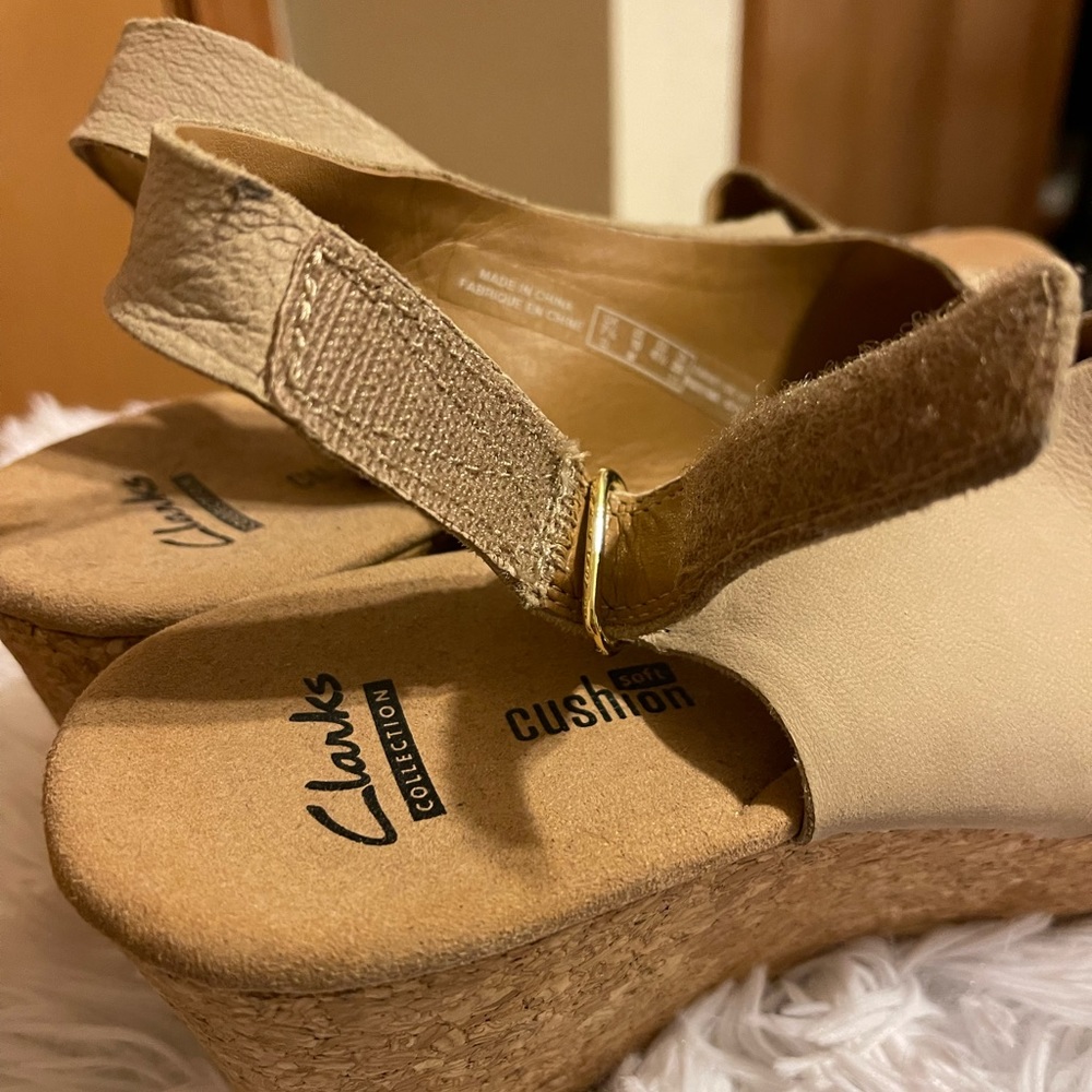 Clark Sandals - Picture 3 of 7